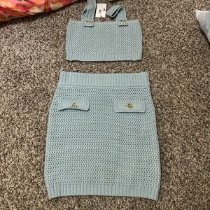 Solid and striped set